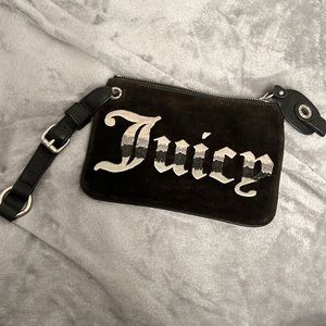 Juicy Couture wristlet